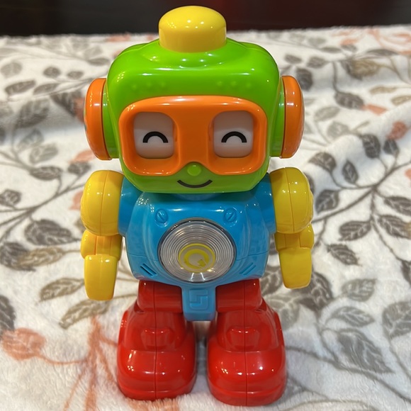 Robot - Picture 6 of 6